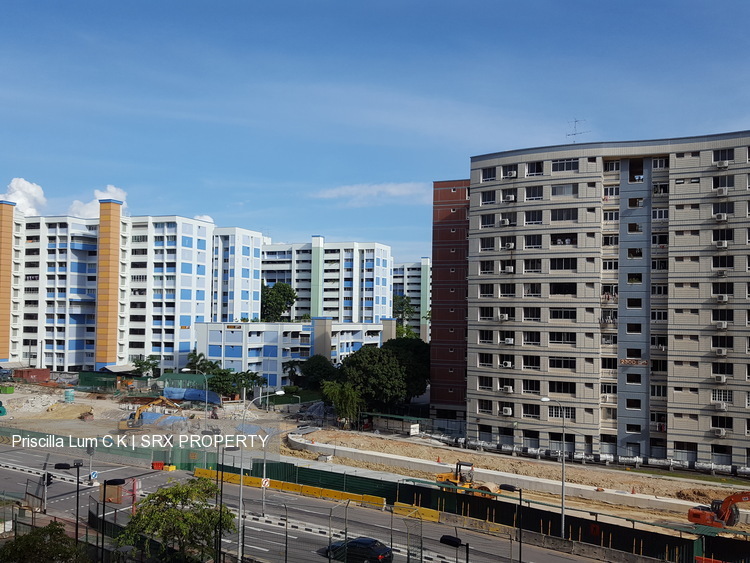 Tampines Street 42 thumbnail photo